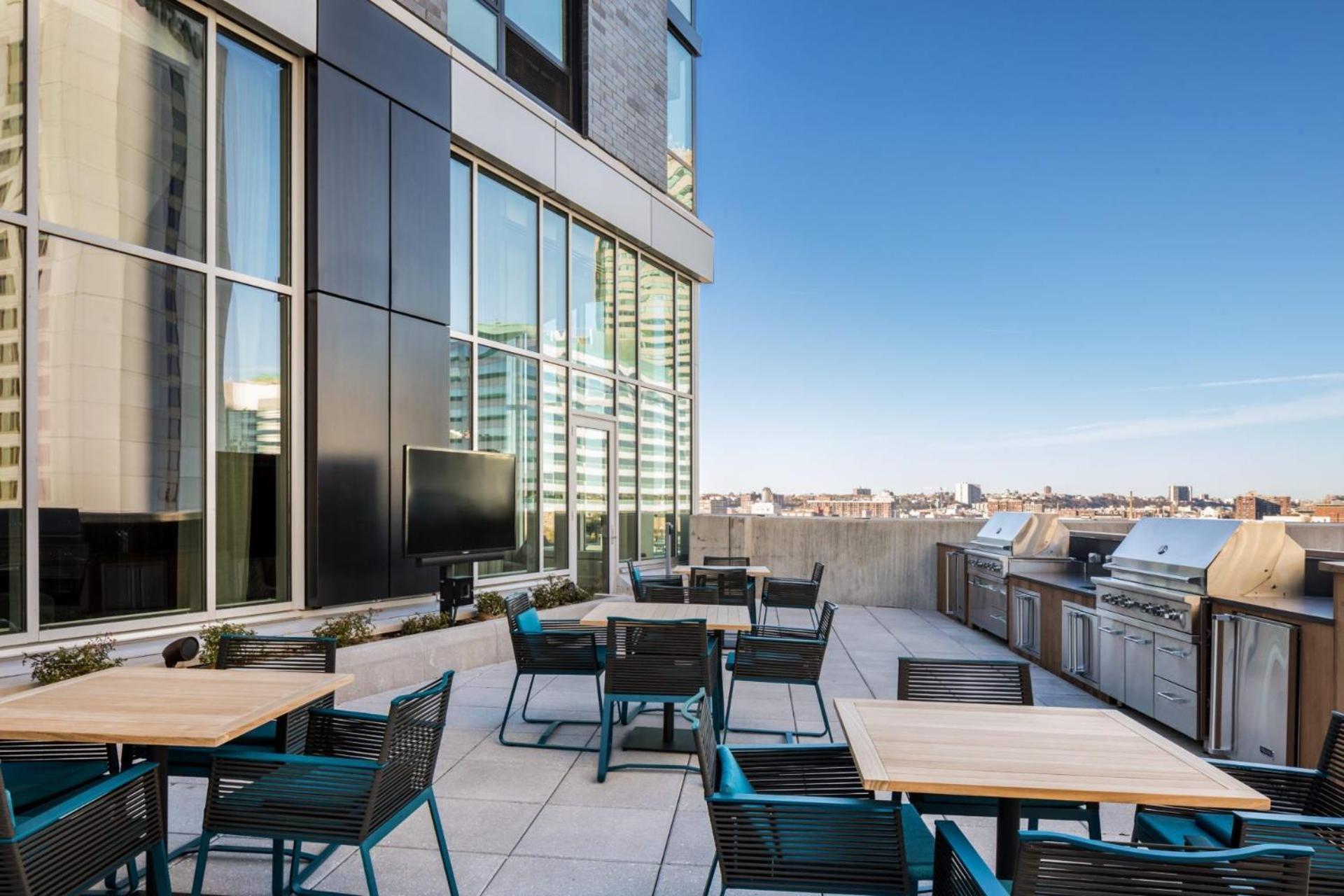 Deedee'S Sky Rise Apartments At Newport II Jersey City Eksteriør billede